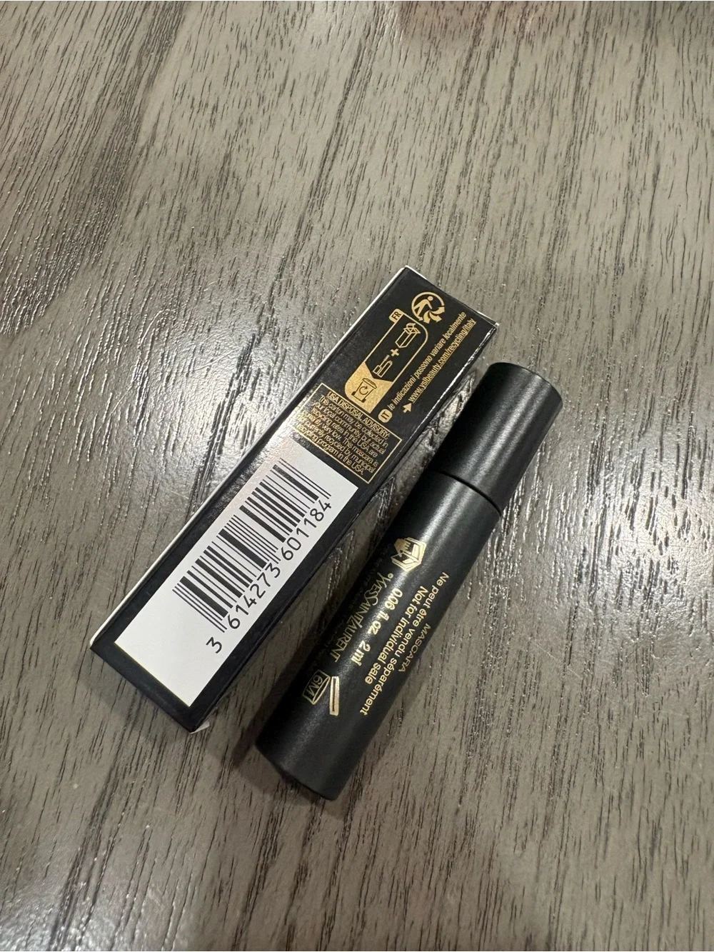 * New YSL Lash Clash mascara extreme volume deluxe size 2ml